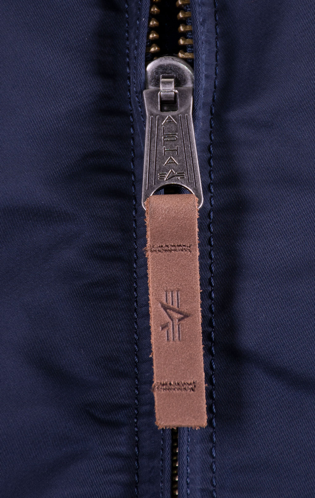 Бомбер ALPHA INDUSTRIES MA-1 VF 59 LONG rep. blue 