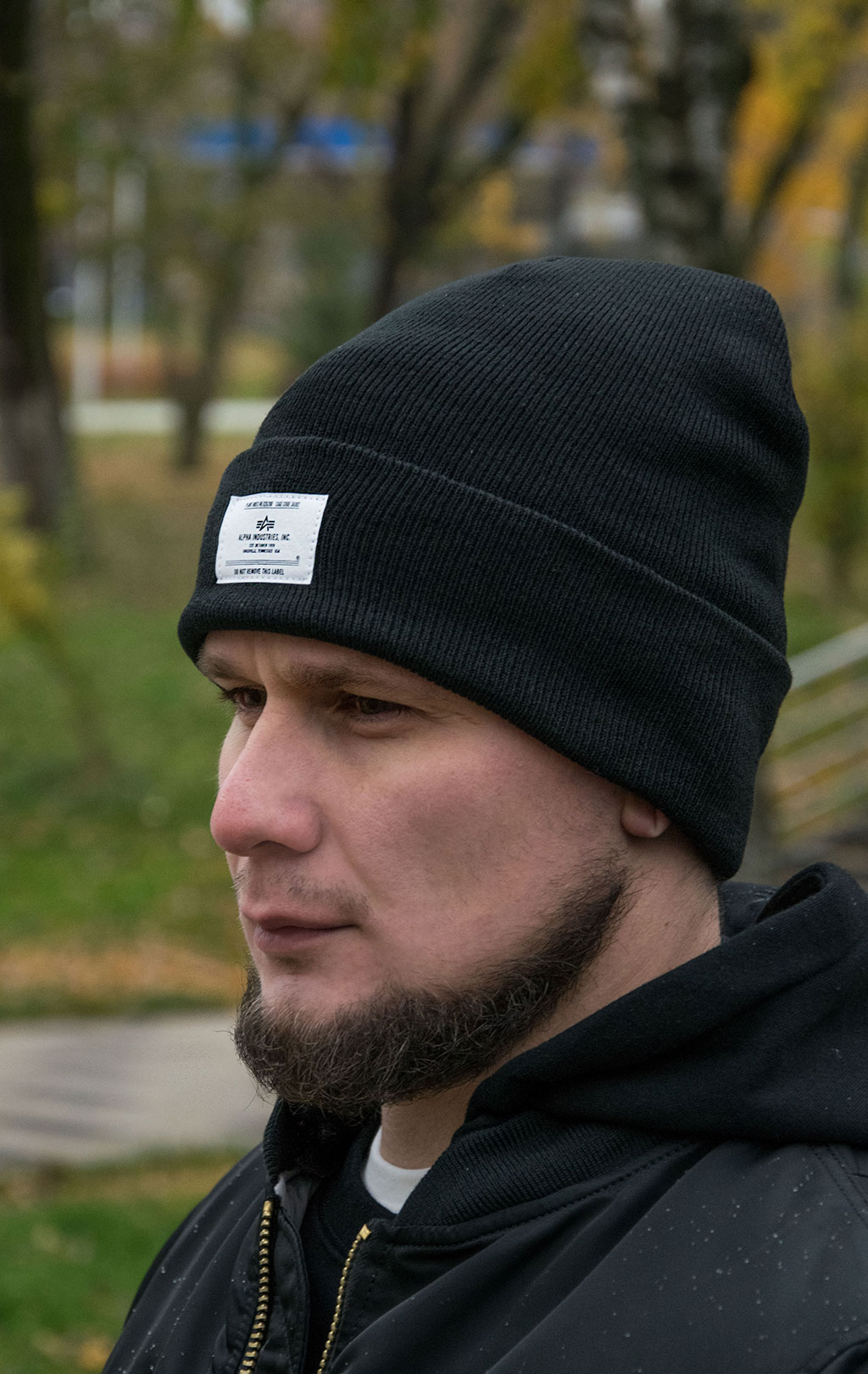 Шапка ALPHA INDUSTRIES ESSENTIAL BEANIE FW 21/22 black 