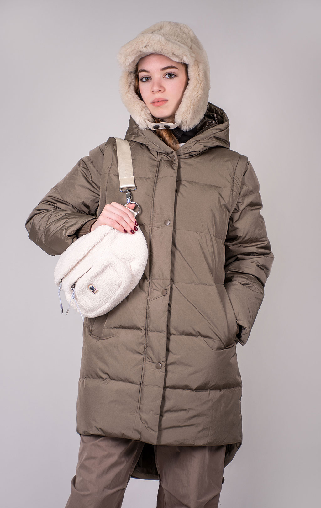 Женская куртка ALPHA INDUSTRIES SIERRA CONVERTIBLE JACKET FW 24/25 coyote brown 