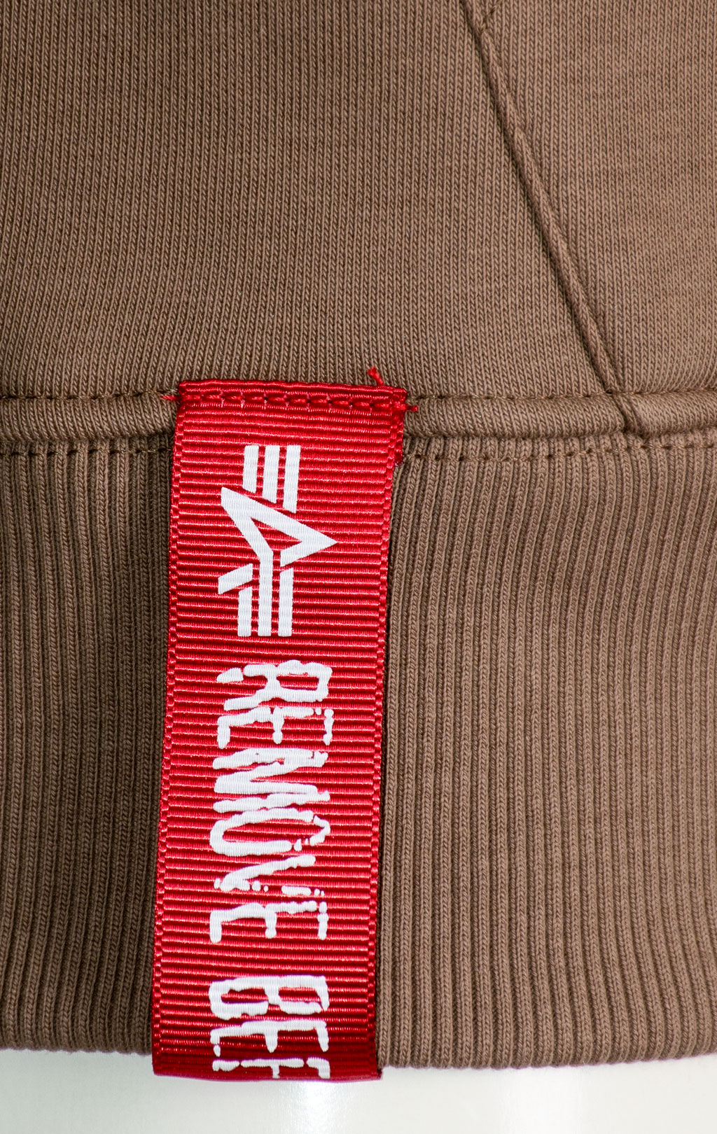 Толстовка ALPHA INDUSTRIES BASIC HOODY taupe 