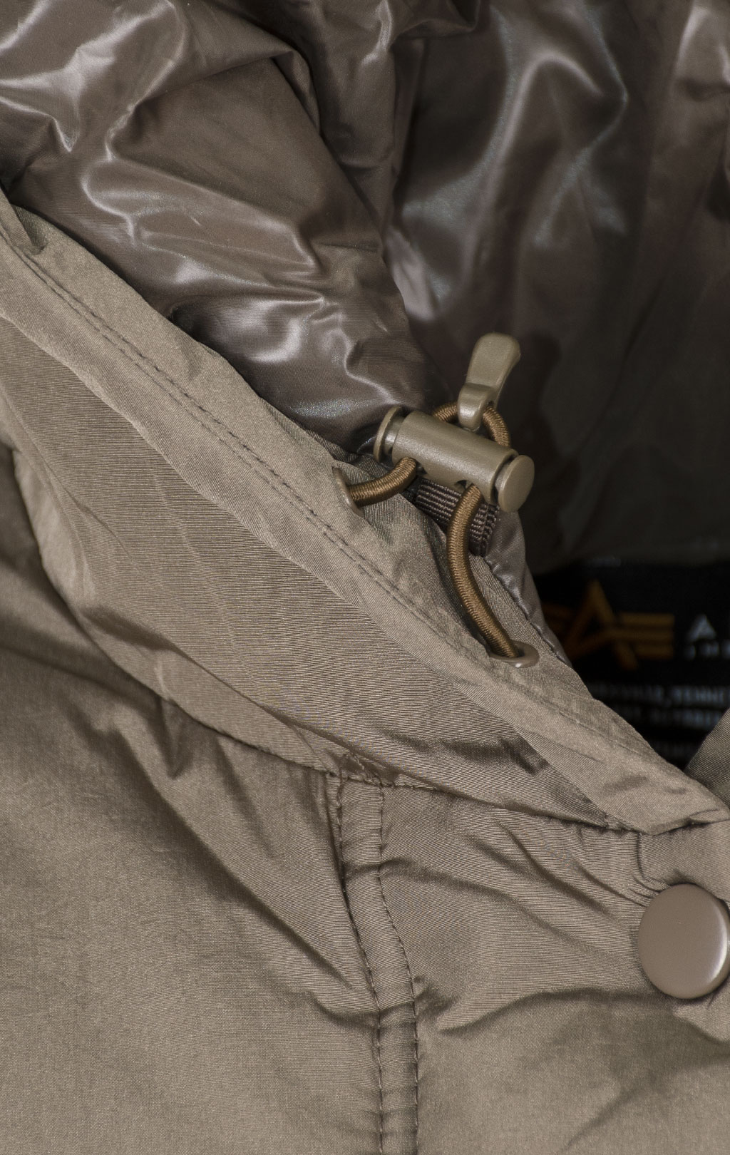 Женская куртка ALPHA INDUSTRIES SIERRA CONVERTIBLE JACKET FW 24/25 coyote brown 