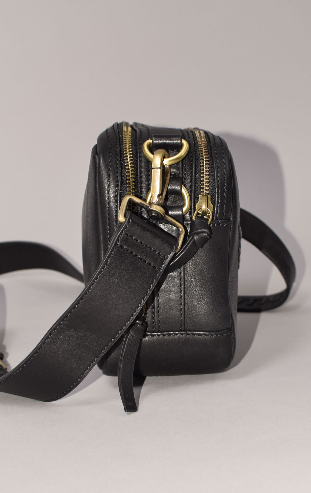 Женская сумка AERONAUTICA MILITARE SHOULDER BAG FW 23/24/IN nero (BO 1101)