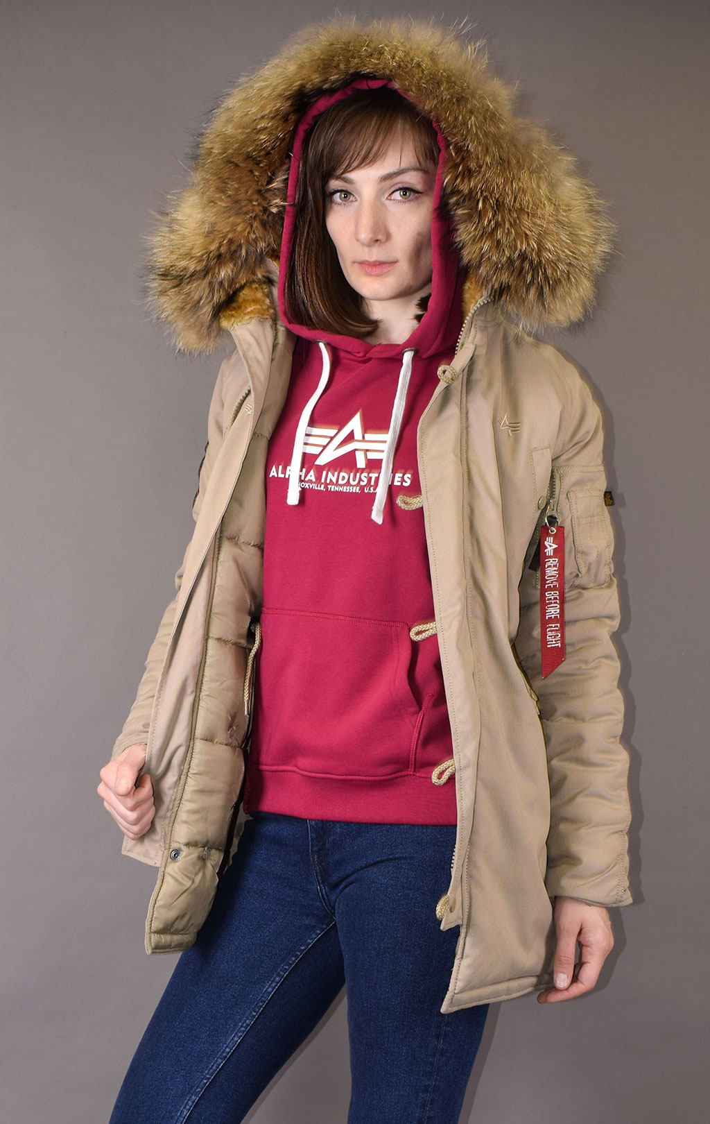 Женская аляска ALPHA INDUSTRIES EXPLORER натур. мех khaki 