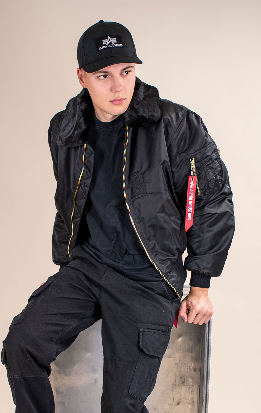Куртка-пилот ALPHA INDUSTRIES B-15 HERITAGE FIT FLIGHT JACKET FW 26/27 black 
