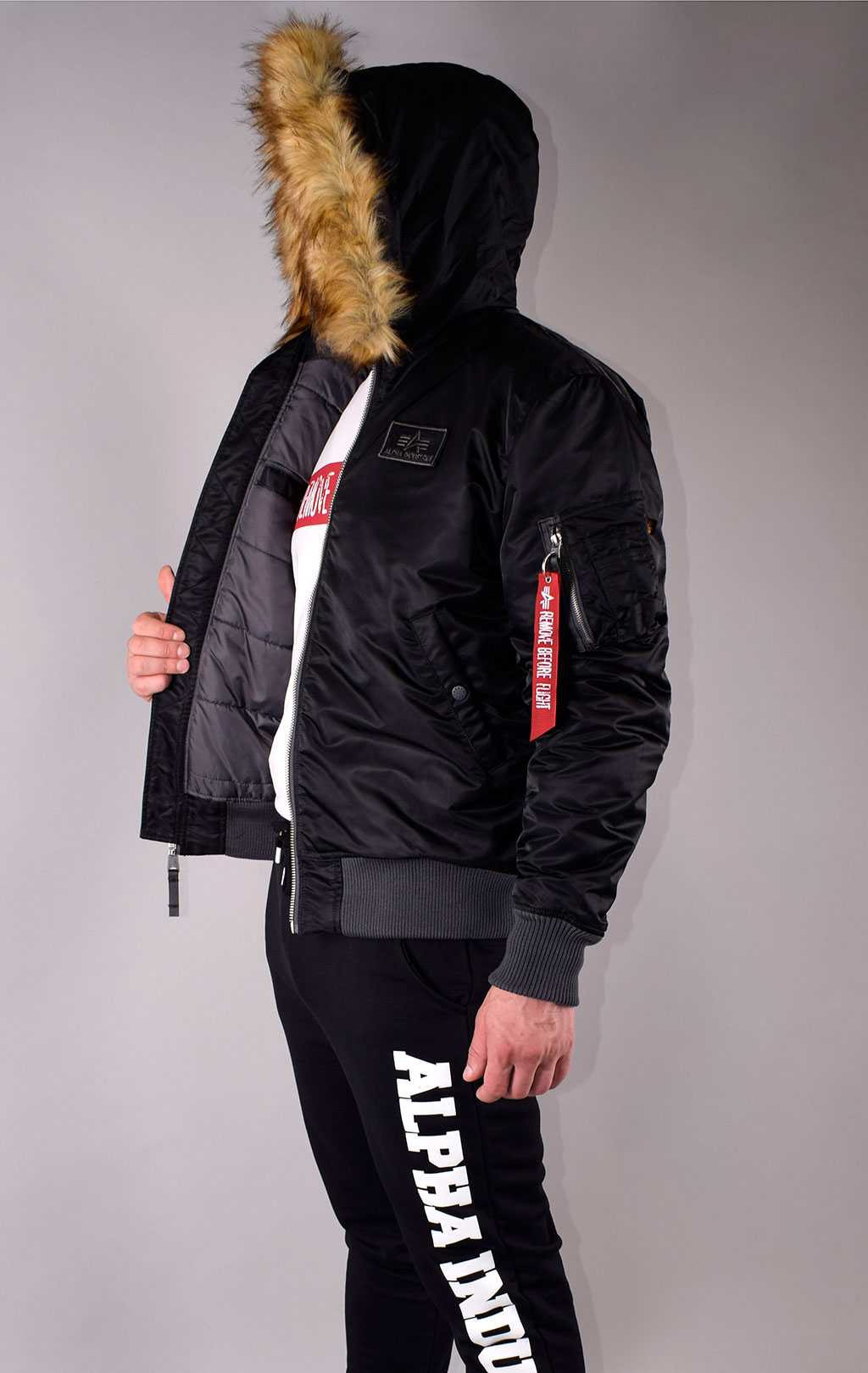 Куртка ALPHA INDUSTRIES HOODED CW MA-1 black 