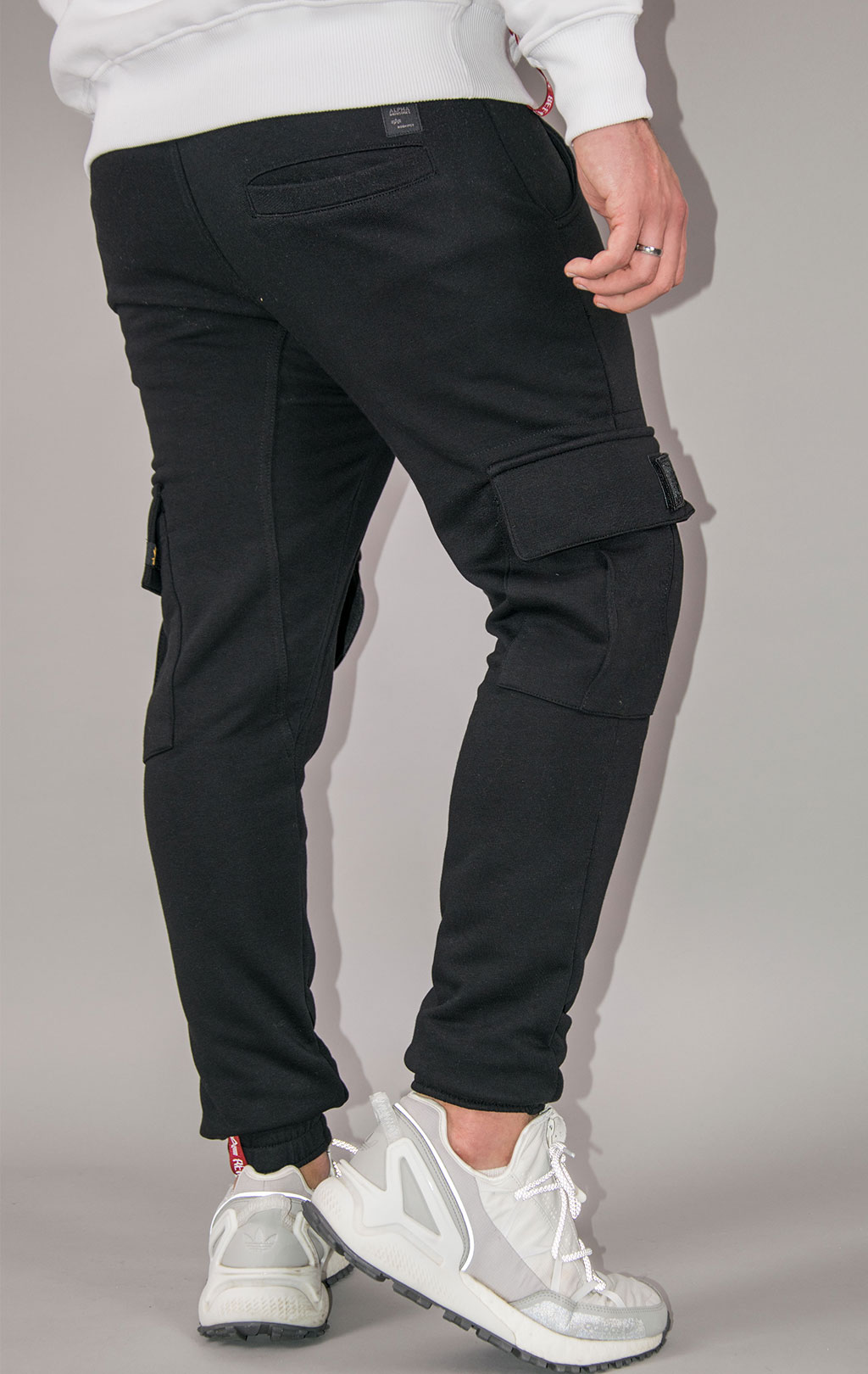 Брюки спортивные джоггеры ALPHA INDUSTRIES TERRY JOGGER black 