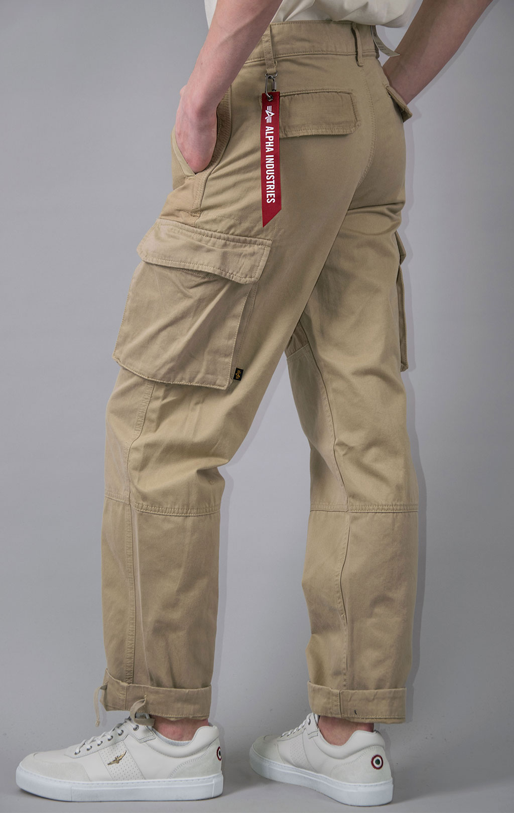 Брюки-карго ALPHA INDUSTRIES MIXED MEDIA CARGO PANT SS 23 vintage khaki 