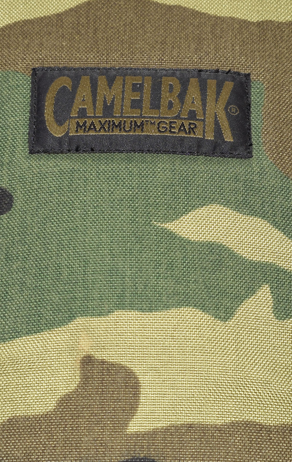 Питьевая система армейская CamelBak на молнии, горловина внутри, 3L camo woodland 