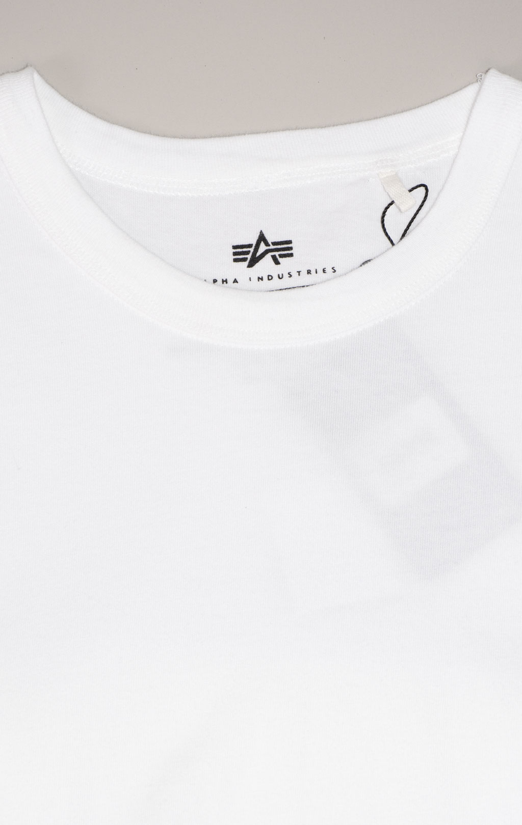 Футболка ALPHA INDUSTRIES ESSENTIAL GEN II TEE плотная FW 24/25 white 