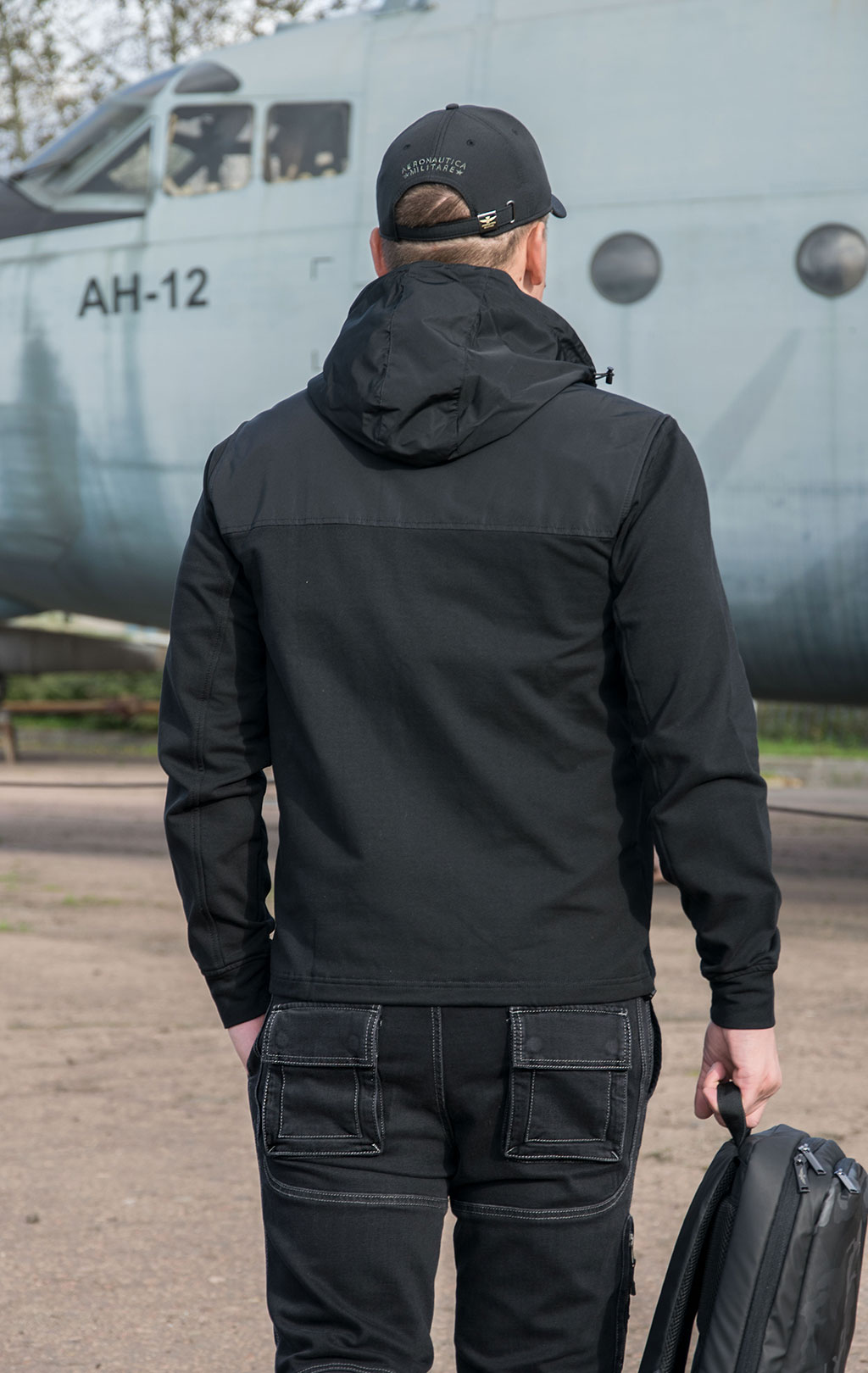 Куртка с капюшоном AERONAUTICA MILITARE FW 21/22 m/BD jet black (AF 434) 