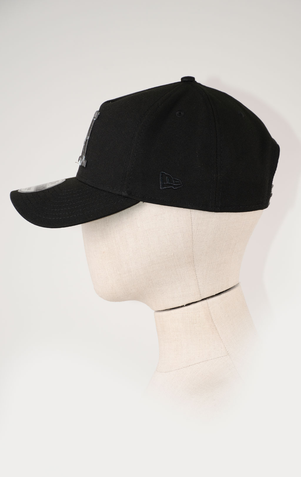 Бейсболка ALPHA INDUSTRIES ALPHA INDUSTRIES 94 FW 25/26 black 