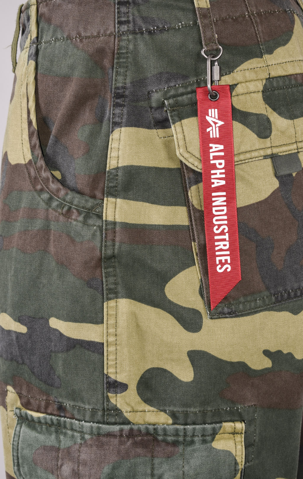 Шорты ALPHA INDUSTRIES JET US SS 23 camo woodland 