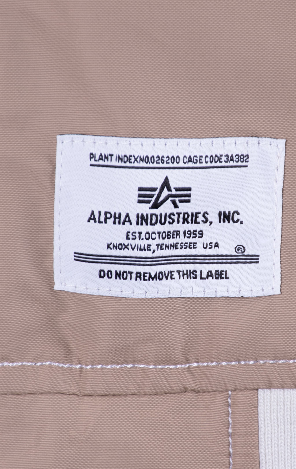 Бомбер-ветровка ALPHA INDUSTRIES L-2B RELAXED VARSITY FLIGHT JACKET SS 26 dust khaki 