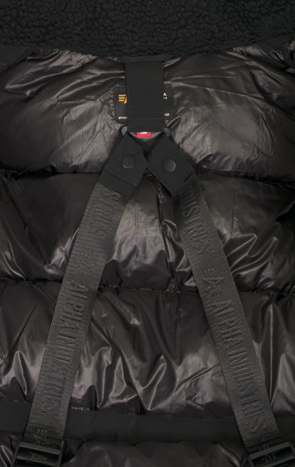 Женская парка ALPHA INDUSTRIES HYBRID PARKA W FW 23/24 m black 