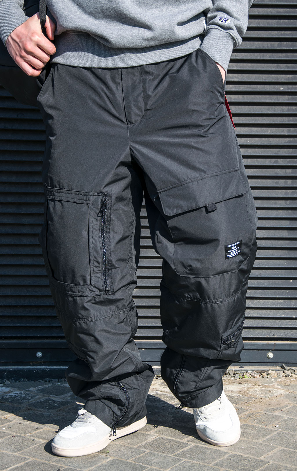 Брюки-карго парашюты ALPHA INDUSTRIES RAF GROUNDCREW MOD PANT утеплённые FW 23/24 black 