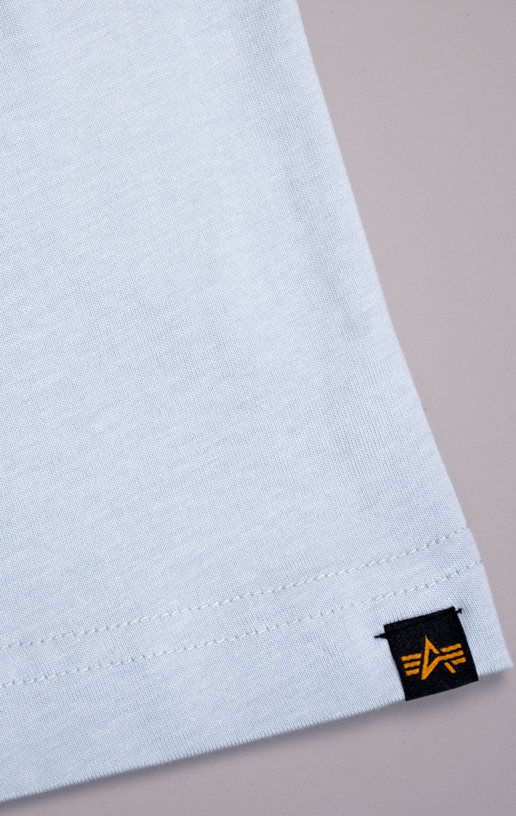 Футболка ALPHA INDUSTRIES RELAXED TEE SS 26 mist 