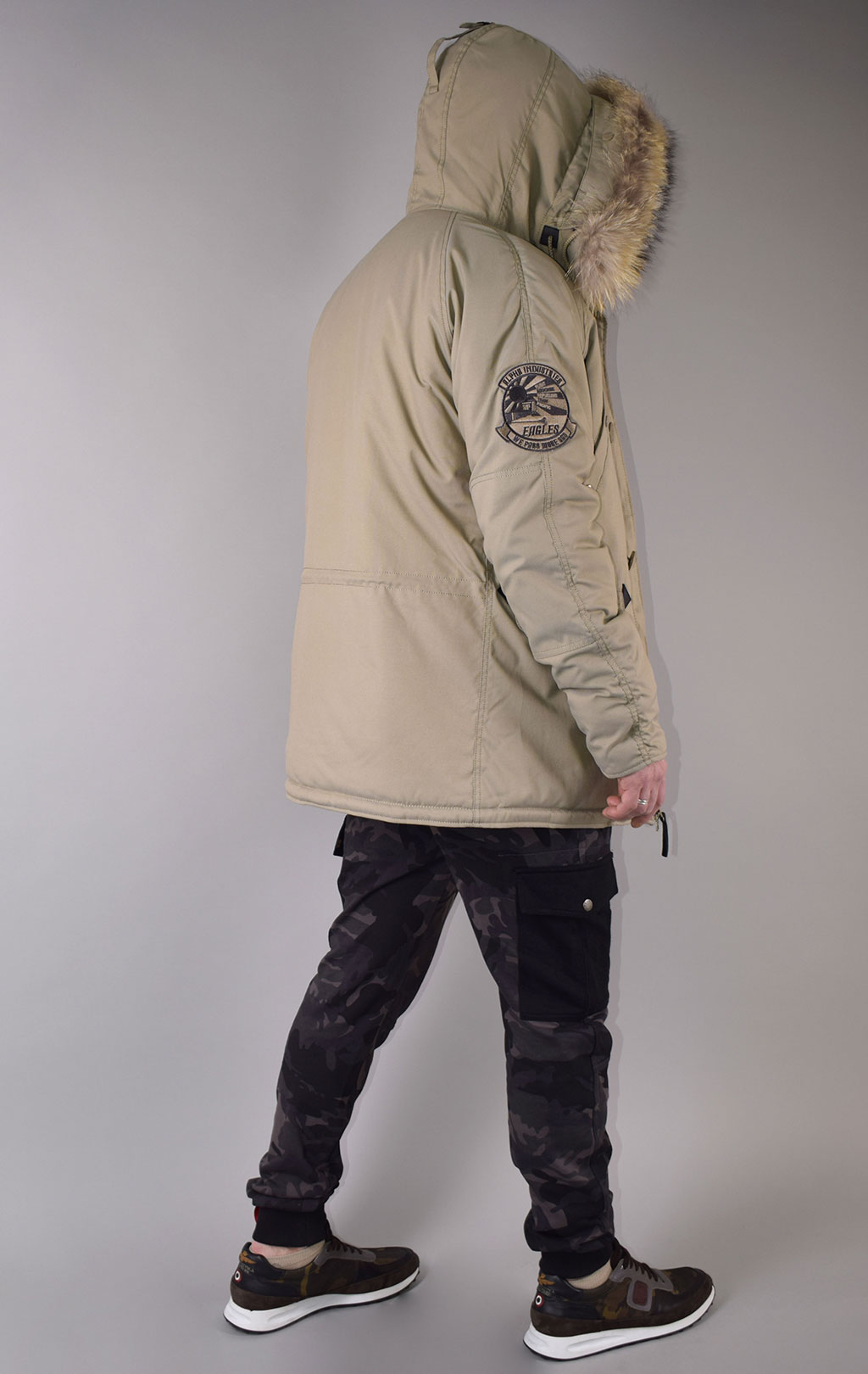 Аляска ALPHA INDUSTRIES EXPLORER натур. мех khaki 