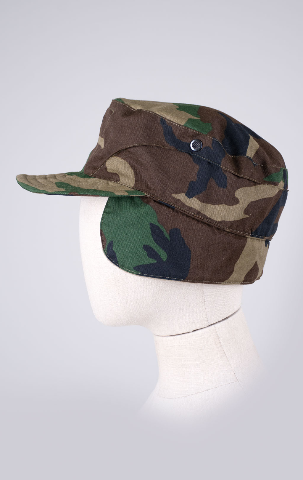Кепка утеплённая EARFLAP camo woodland Голландия