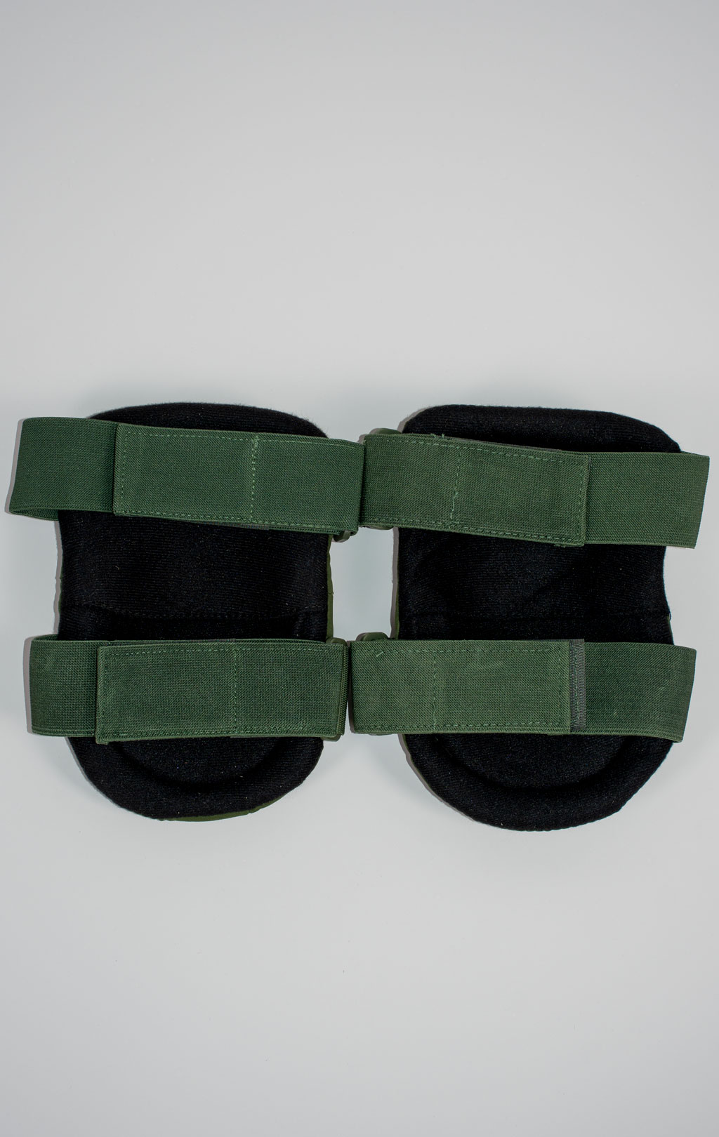 Наколенники olive Голландия