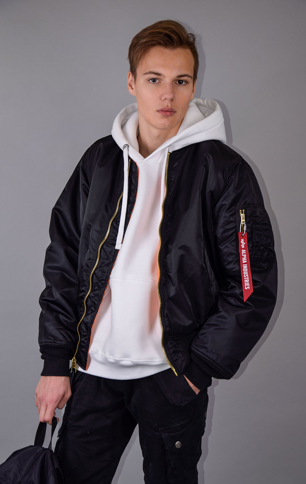 Бомбер ALPHA INDUSTRIES ORIGINAL FIT MA-1 FW 22/23 m black 