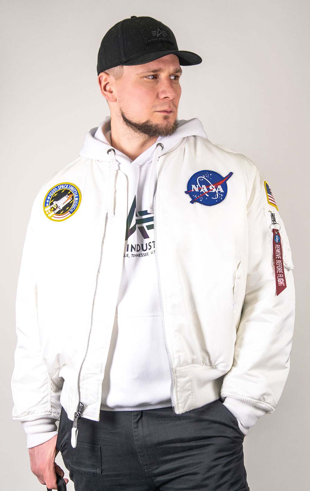 Бомбер ALPHA INDUSTRIES VF NASA MA-1 white 