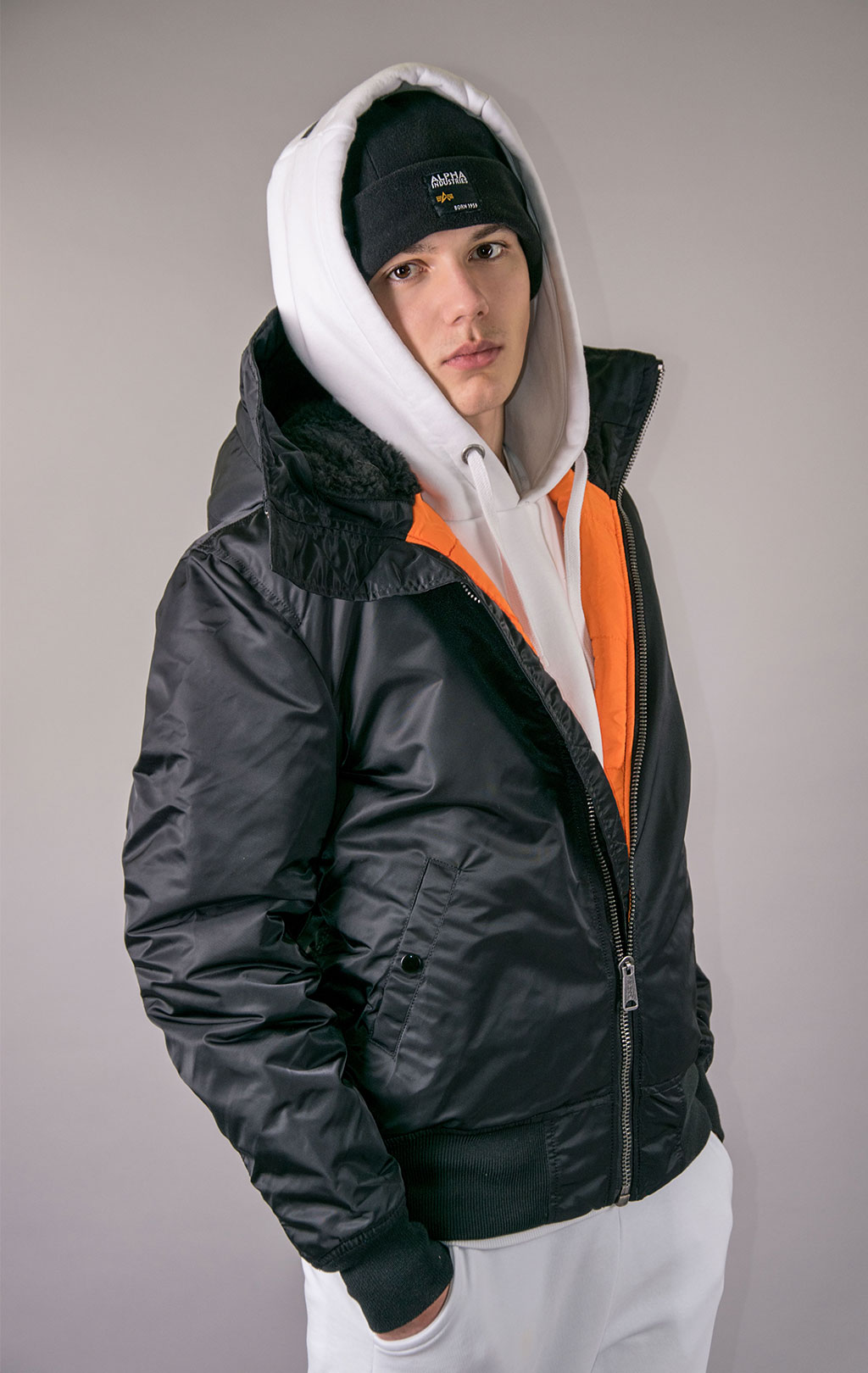 Куртка ALPHA INDUSTRIES HOODED MA-1 black 