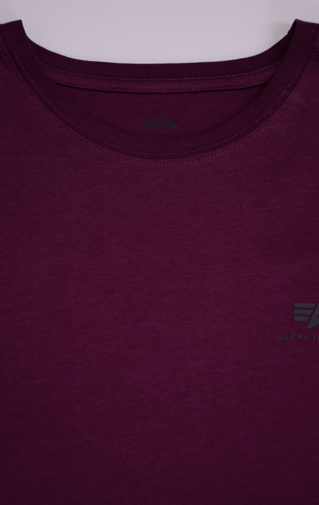 Футболка ALPHA INDUSTRIES BACKPRINT T dark cherry 
