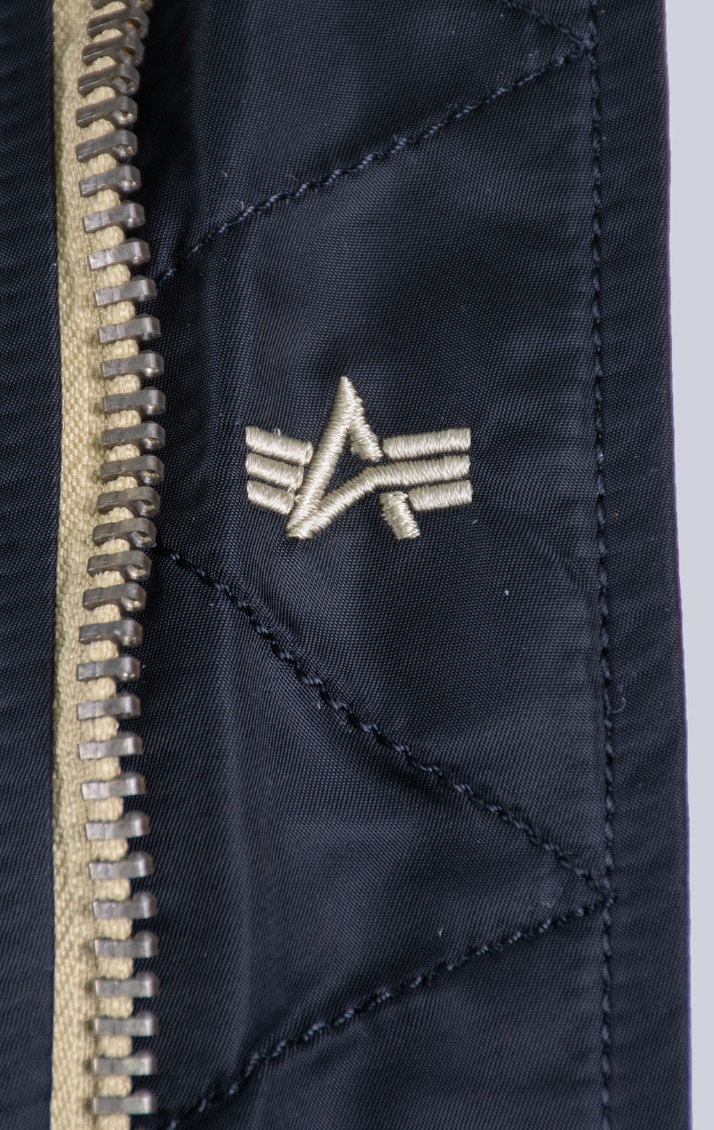 Аляска ALPHA INDUSTRIES N-3B ART VF натур. мех black 