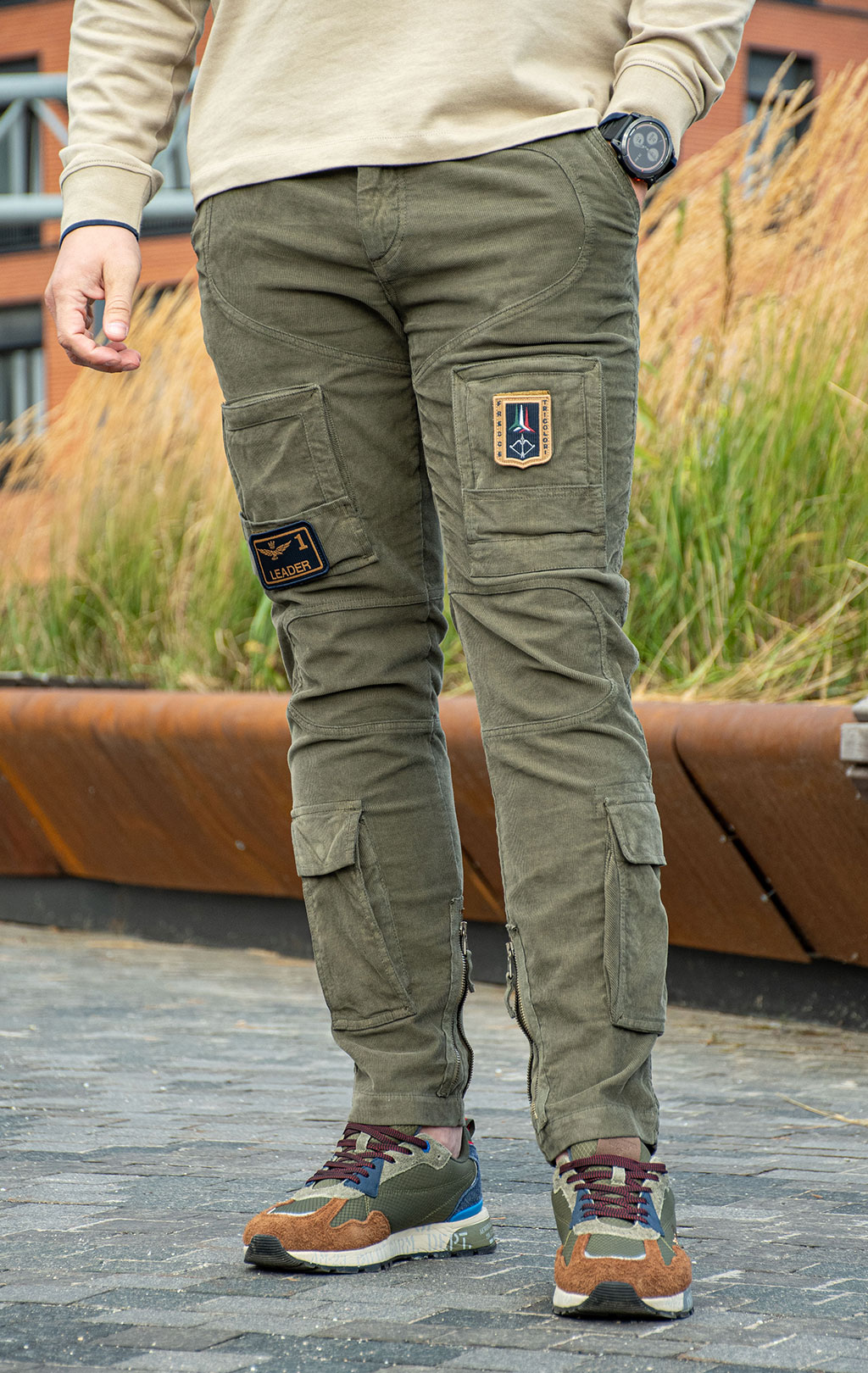 Брюки-карго AERONAUTICA MILITARE ANTI-G вельвет FW 26/27/AL tea leaf (PA 1664) 
