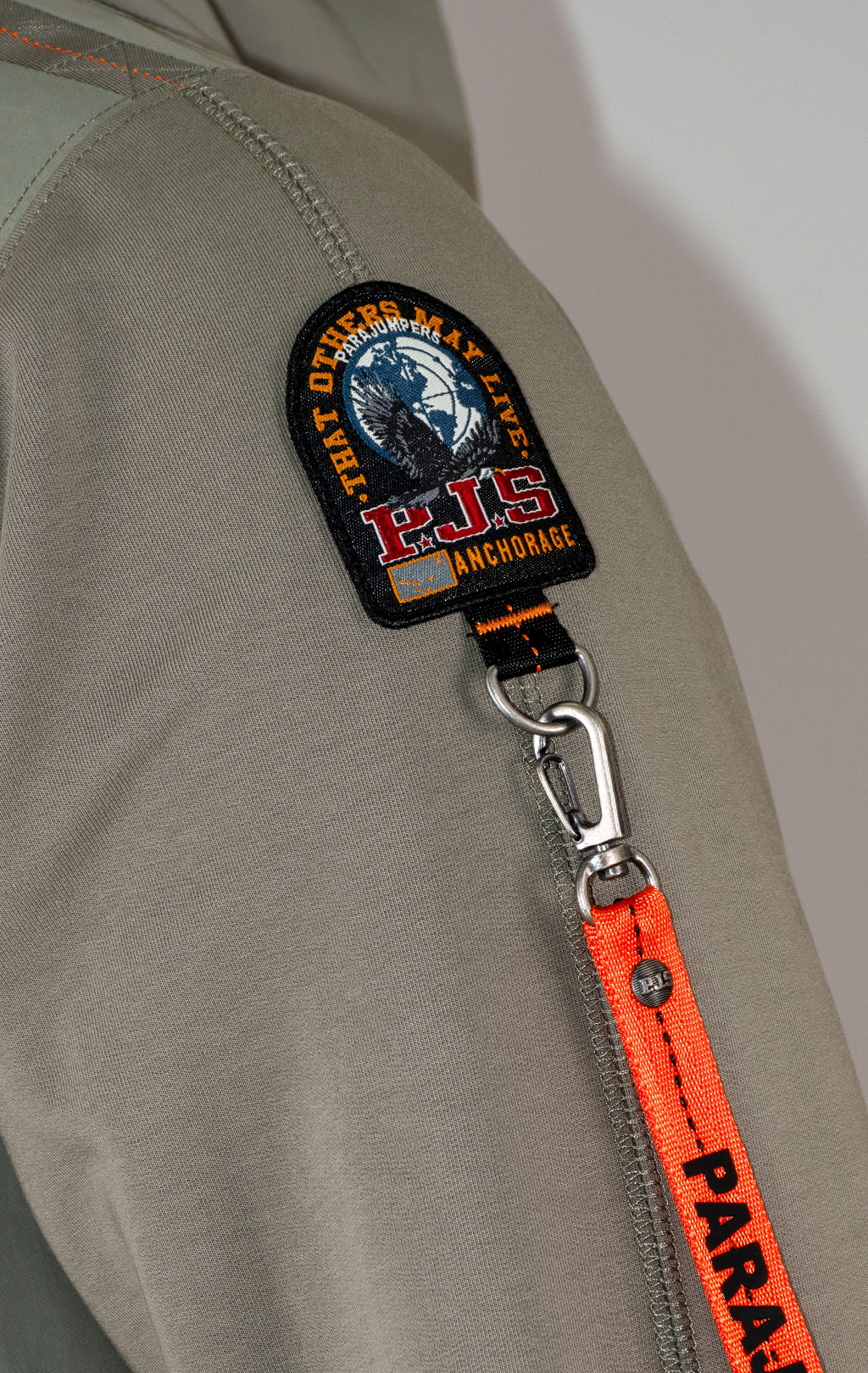 Толстовка с капюшоном PARAJUMPERS TRIDENT на молнии SS 25 m nowhere 