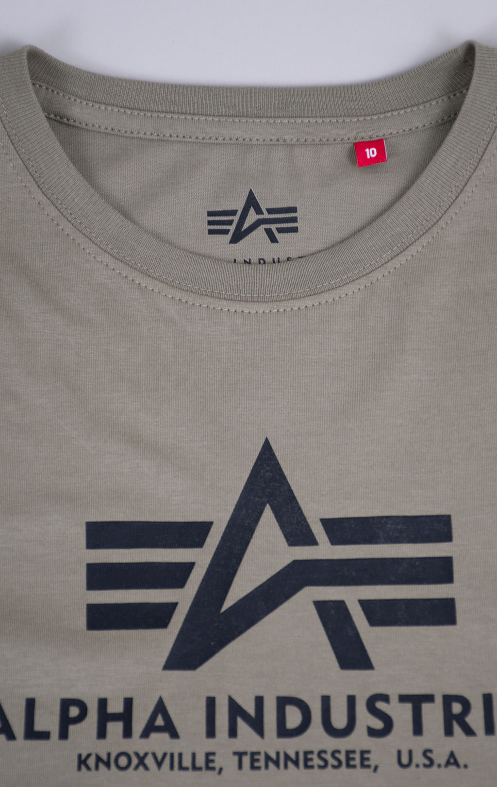 Детская футболка ALPHA INDUSTRIES BASIC T olive 