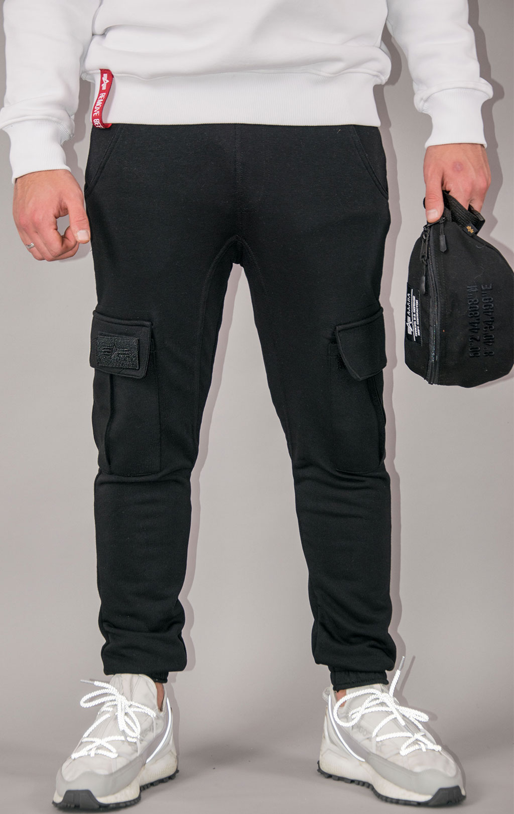 Брюки спортивные джоггеры ALPHA INDUSTRIES TERRY JOGGER black 