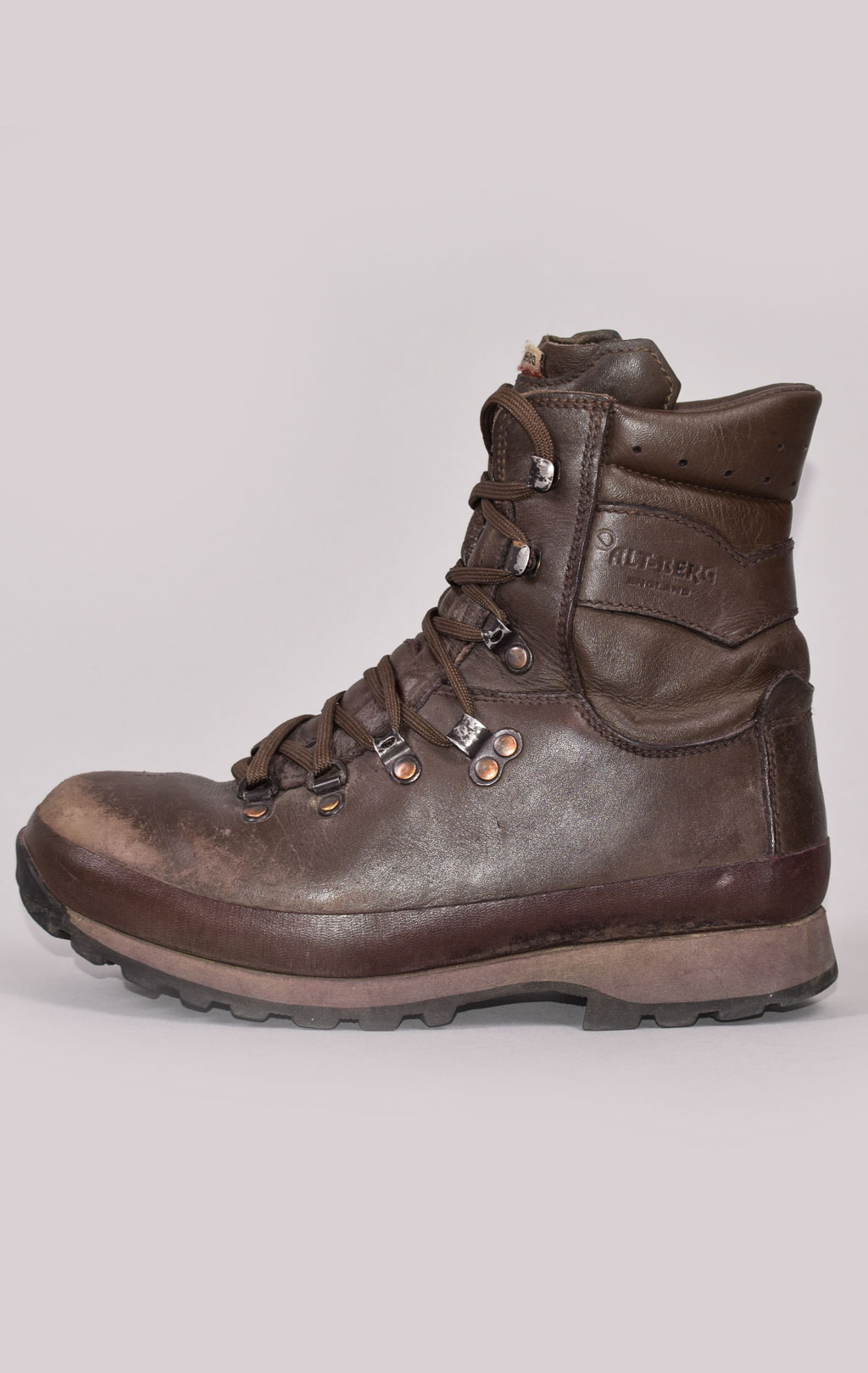 Женские ботинки-берцы Alt Berg DEFENDER Combat Boots brown б/у 