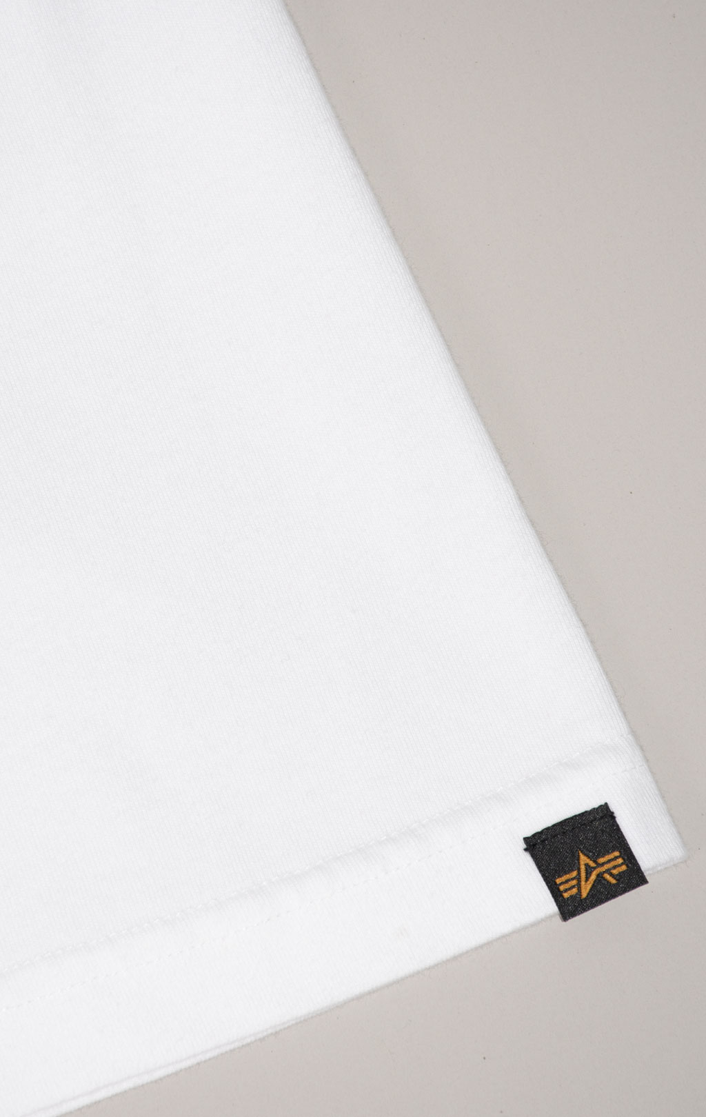 Футболка ALPHA INDUSTRIES ESSENTIAL GEN II TEE плотная FW 24/25 white 