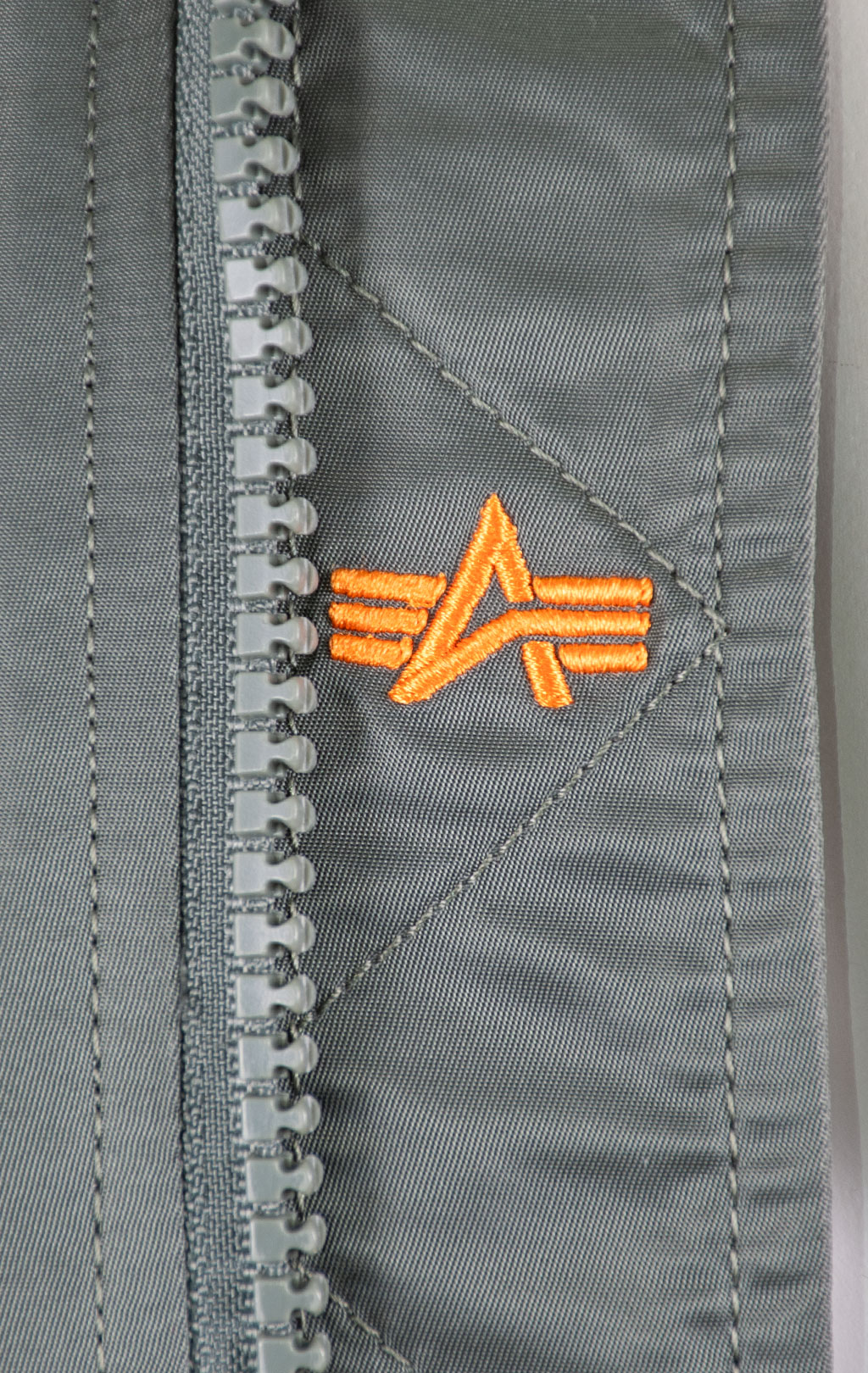 Ветровка ALPHA INDUSTRIES FALCON-II vintage green 