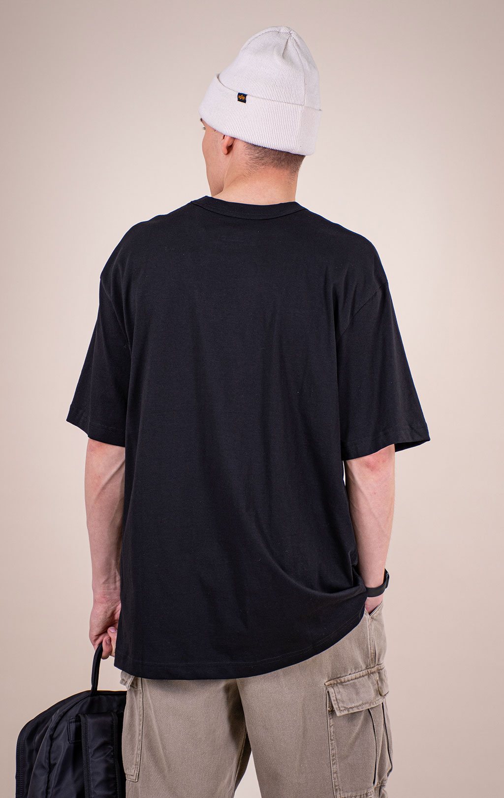 Футболка ALPHA INDUSTRIES RELAXED TEE SS 26 black 