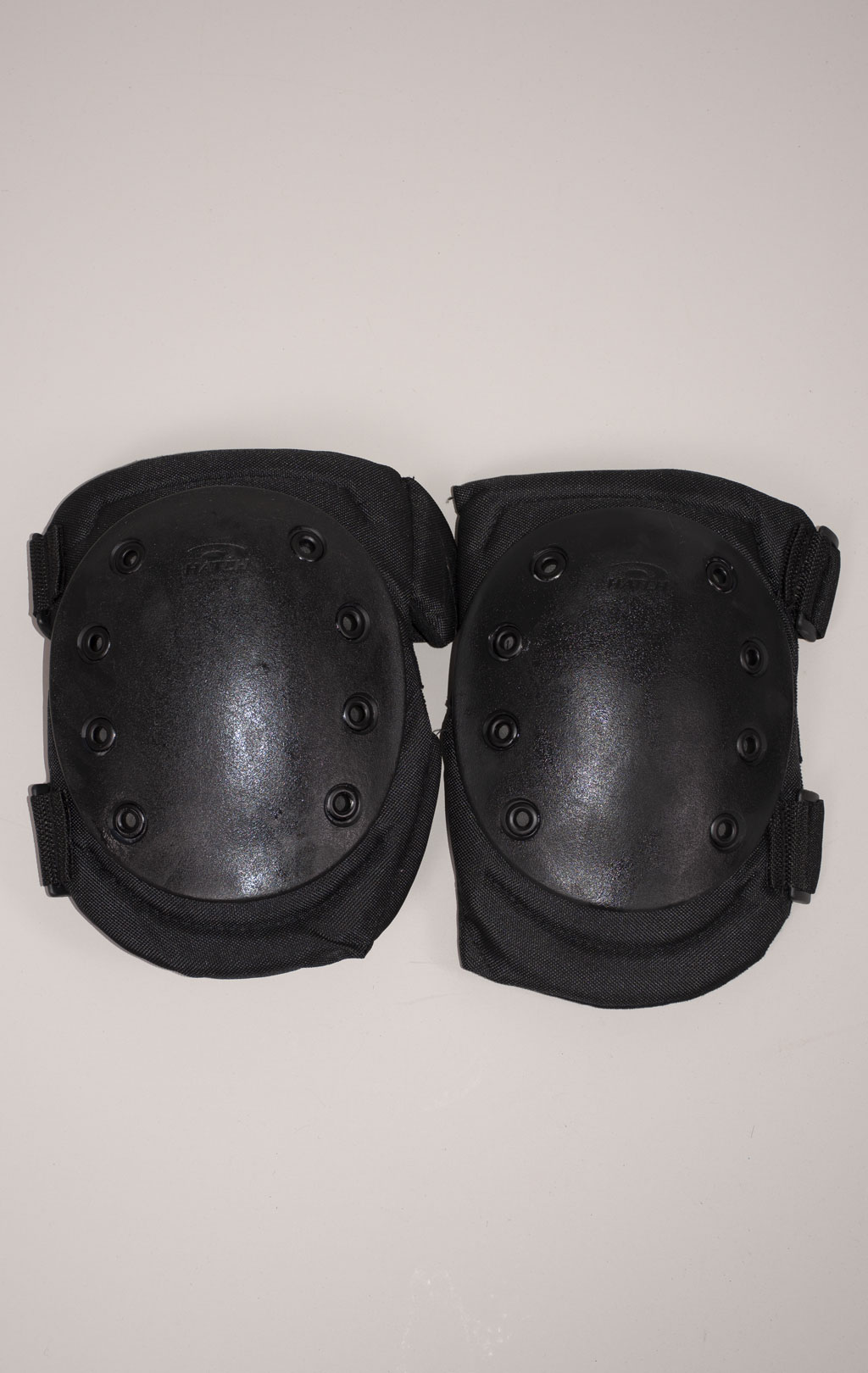 Наколенники HATCH CENTURION black 