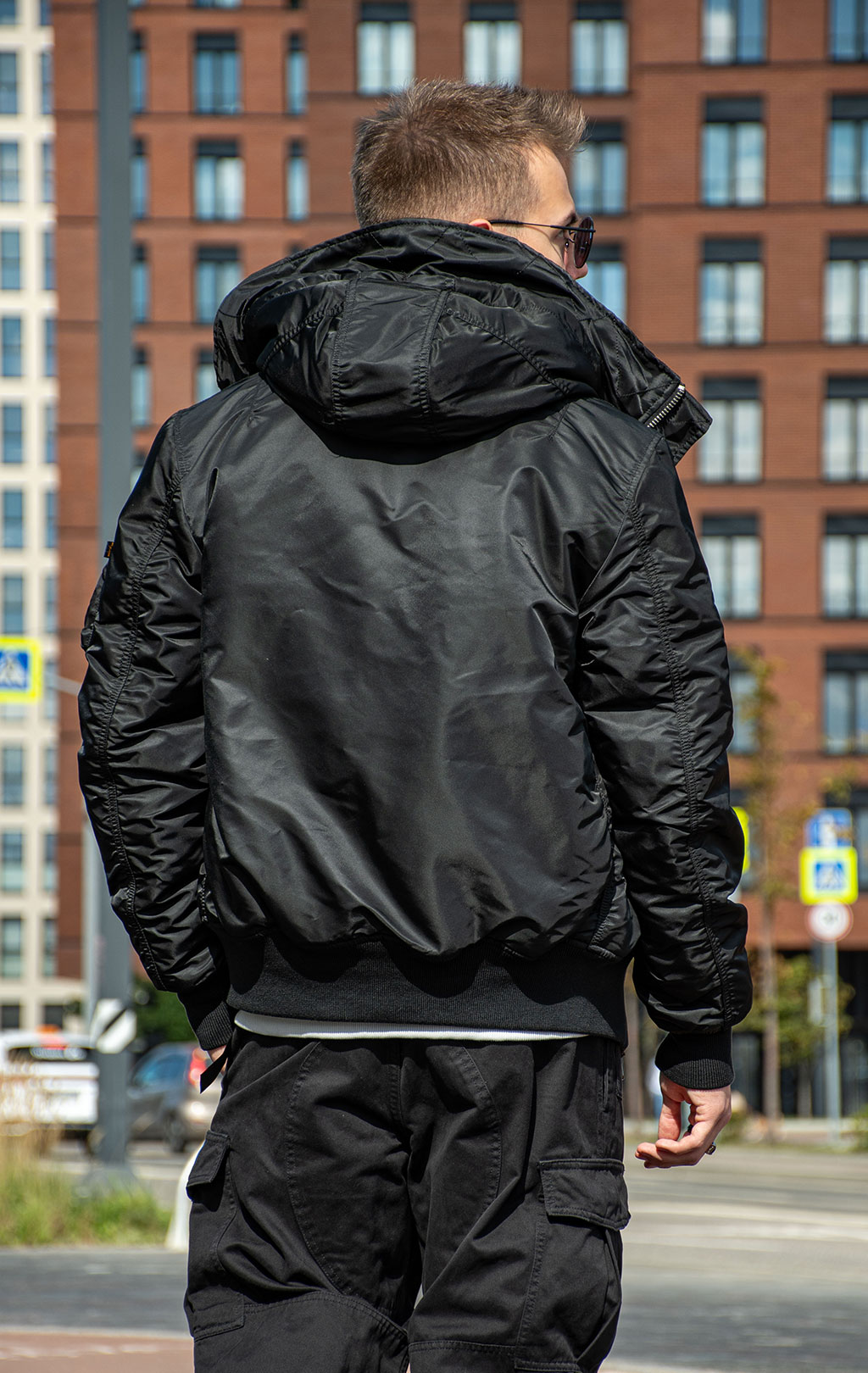 Куртка ALPHA INDUSTRIES MA-1 HOODED black 