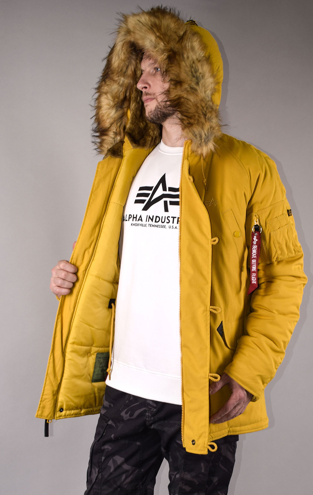 Аляска ALPHA INDUSTRIES EXPLORER mustard 