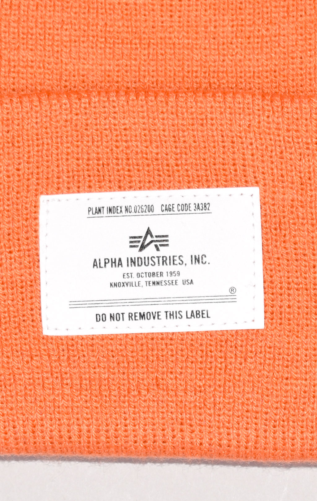 Шапка ALPHA INDUSTRIES ESSENTIAL BEANIE FW 21/22 emergency orange 