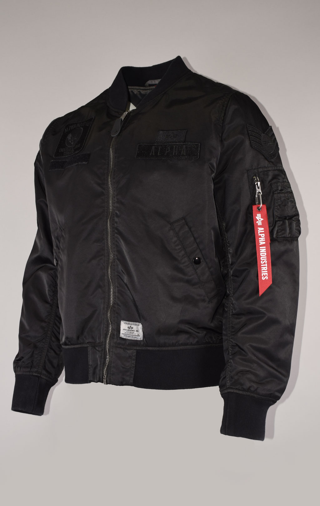 Ветровка-бомбер лётная ALPHA INDUSTRIES SQUADRON BATTLEWASH L-2B SS 22 m black 