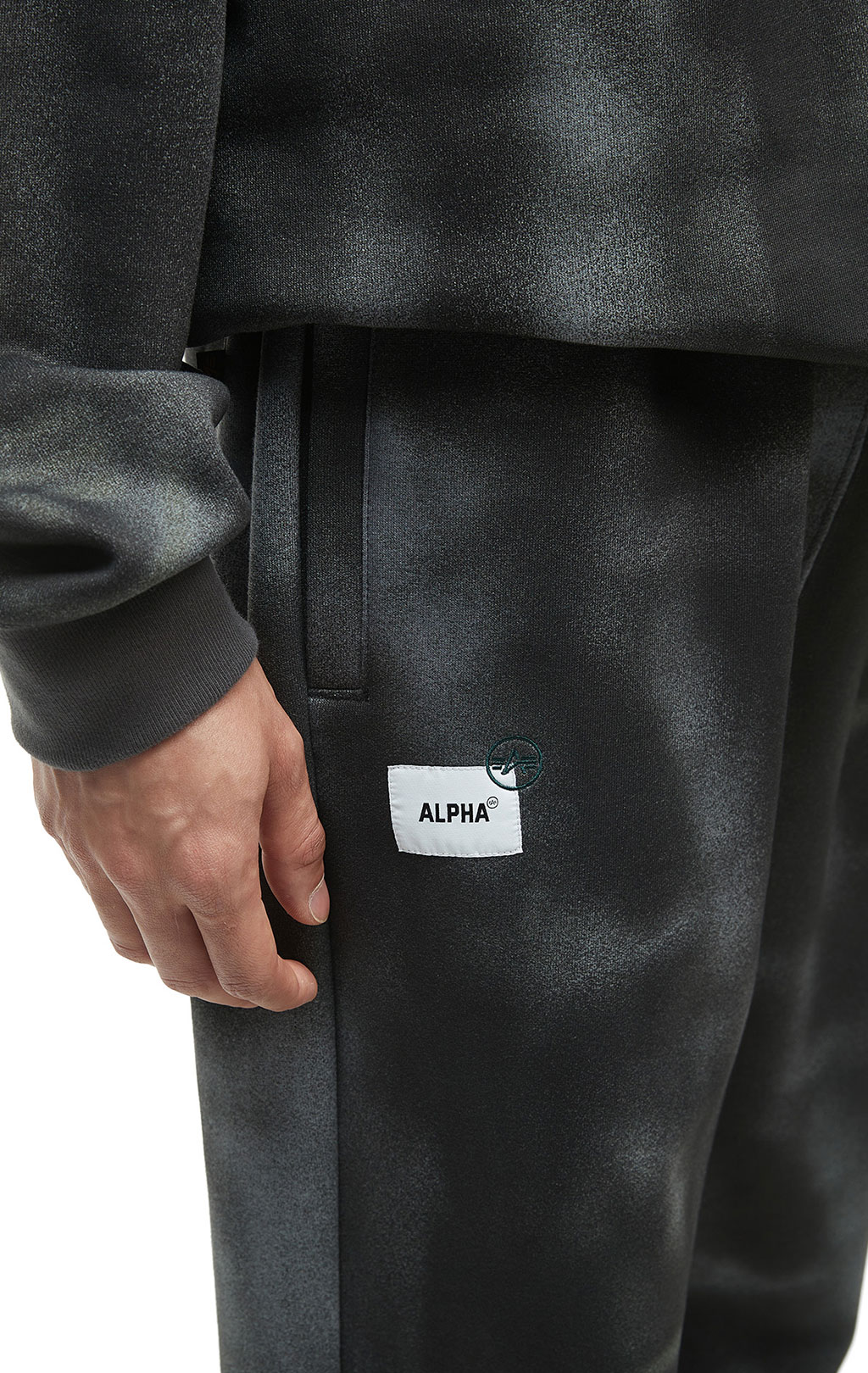 Брюки спортивные джоггеры ALPHA INDUSTRIES UNFRM WASHED SWEATPANTS FW 25/26 gray M001153 