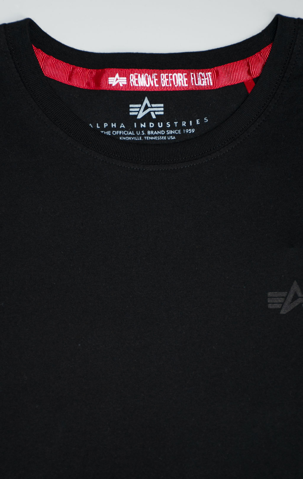 Футболка ALPHA INDUSTRIES AIR FORCE T black 