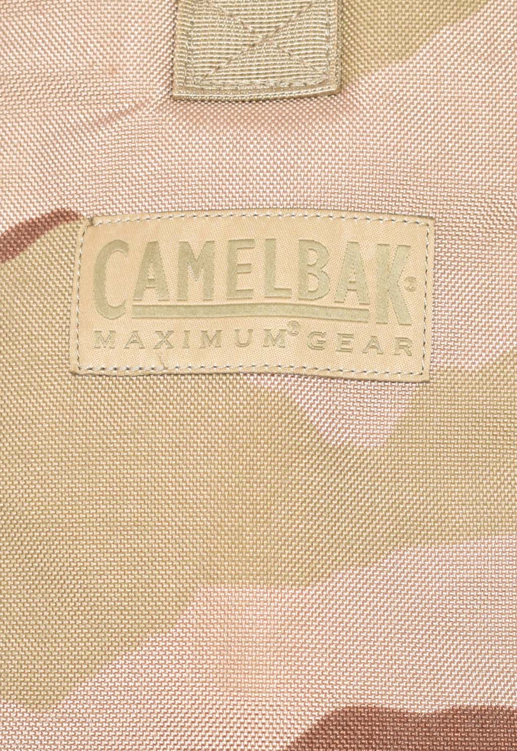 Питьевая система армейская CamelBak горловина снаружи, 2,5L desert-3 б/у 
