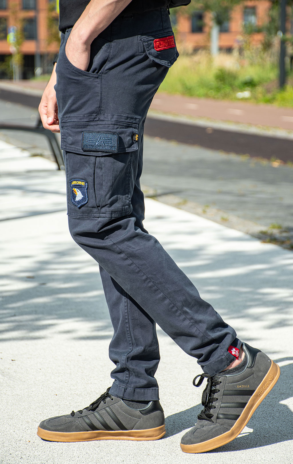 Брюки-карго ALPHA INDUSTRIES PETROL PATCH ultra navy 