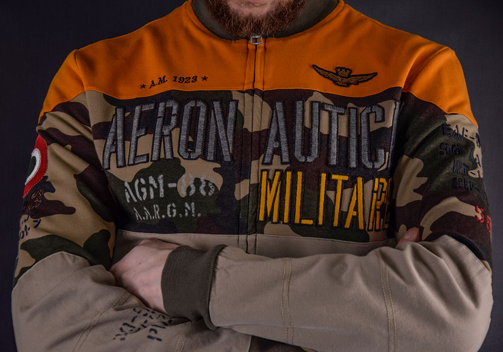 Толстовка AERONAUTICA MILITARE SS19 arancio chiaro/camo/verde (FE 1323) 