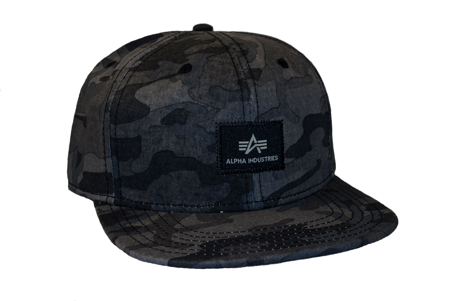 Бейсболка ALPHA INDUSTRIES X-FIT CAP black camo 