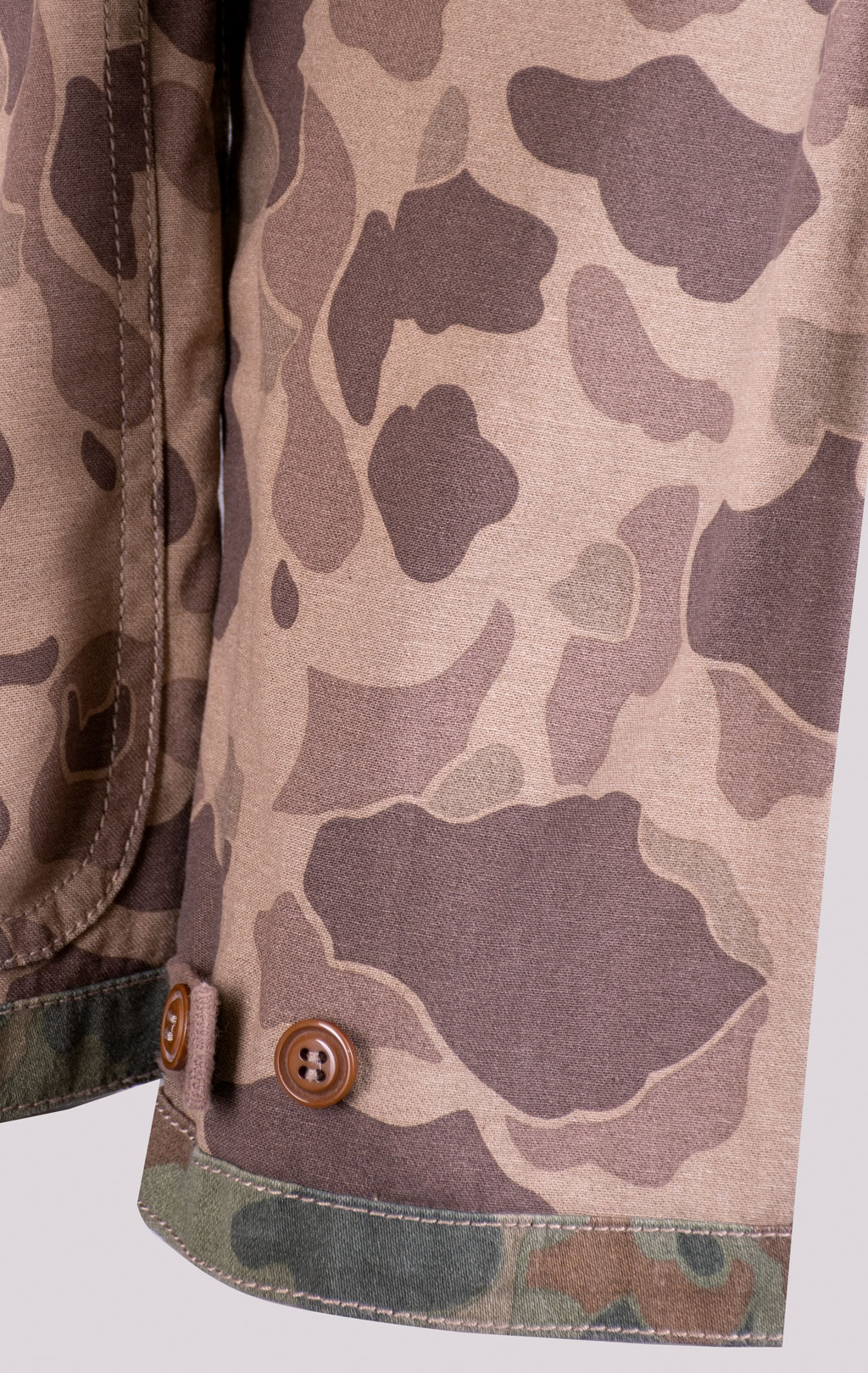 Ветровка ALPHA INDUSTRIES P-42 FIELD SHIRT brown frogskin camo 