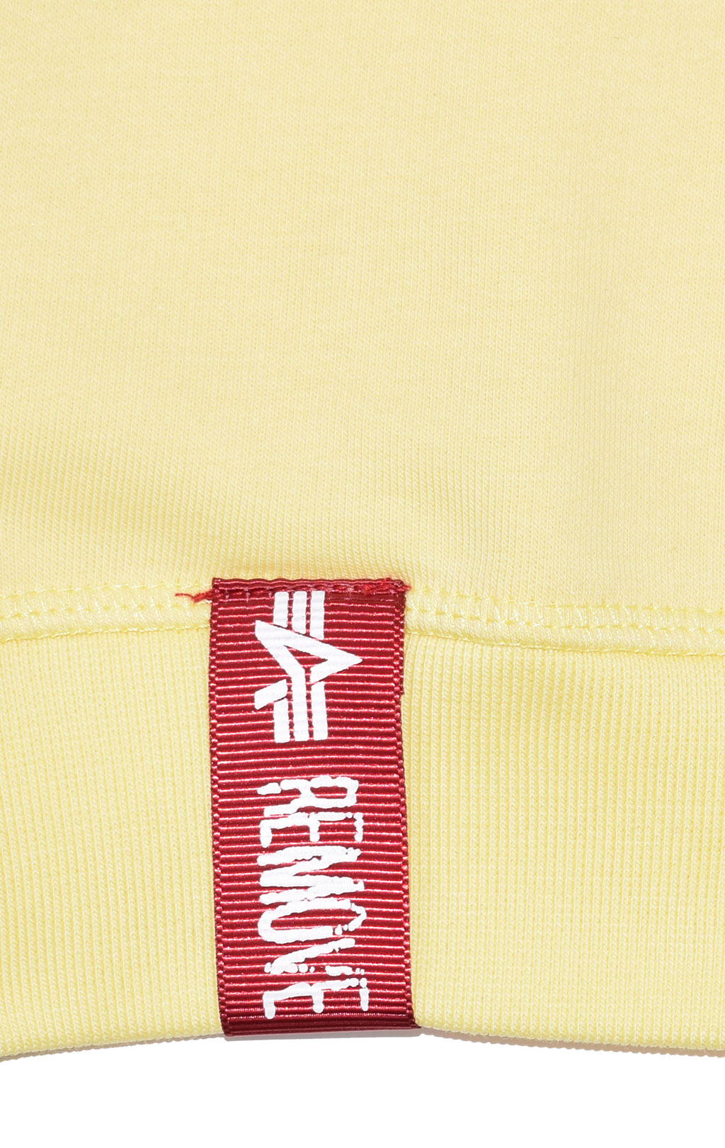 Женский свитшот ALPHA INDUSTRIES NEW BASIC SWEATER pastel yellow 