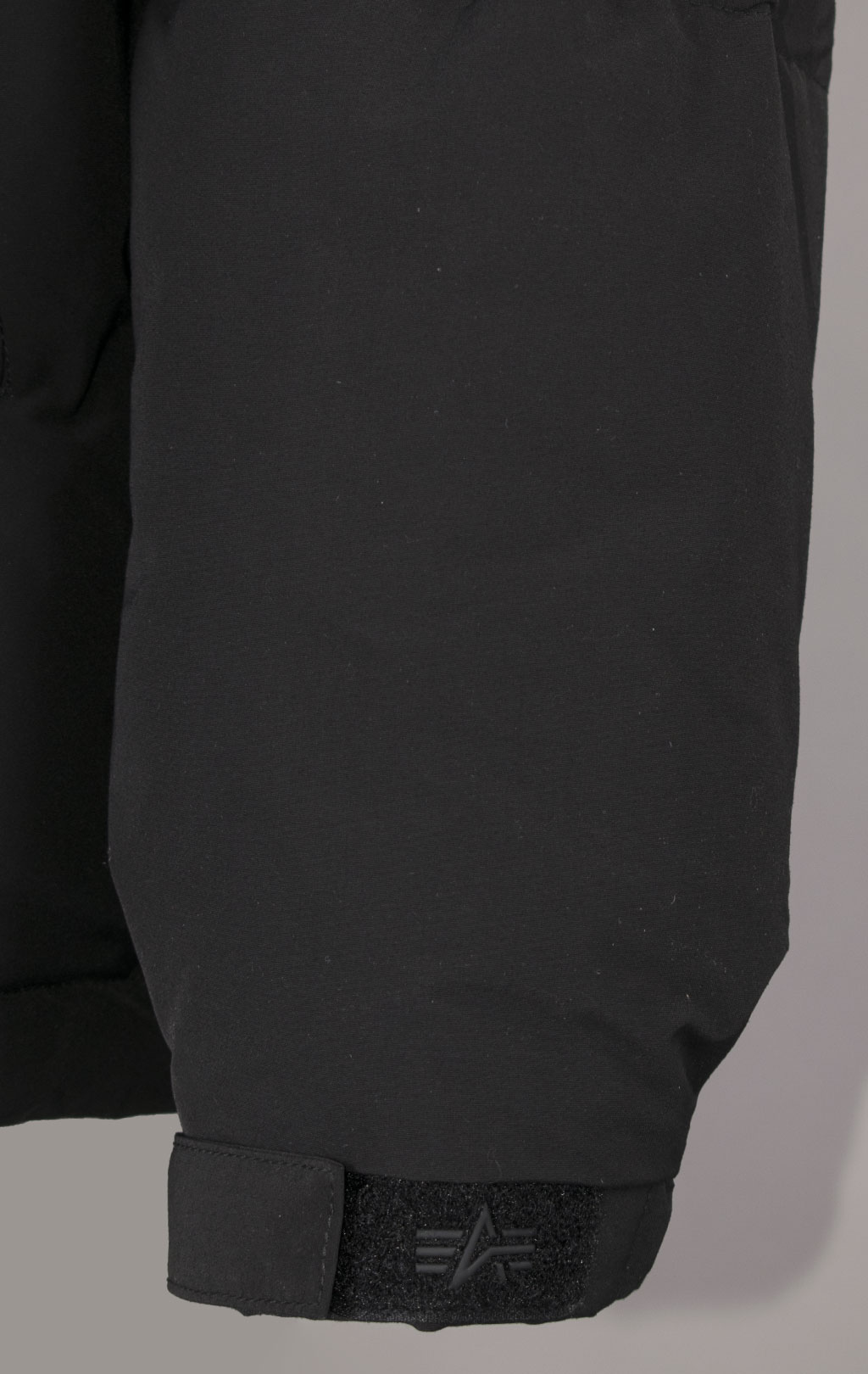Куртка ALPHA INDUSTRIES PUFFER PARKA FW 25/26 black 